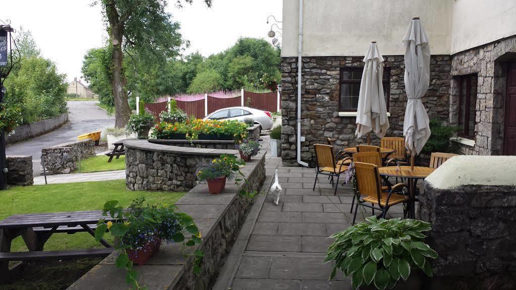 The Castle Inn Ebbw Vale Exterior photo
