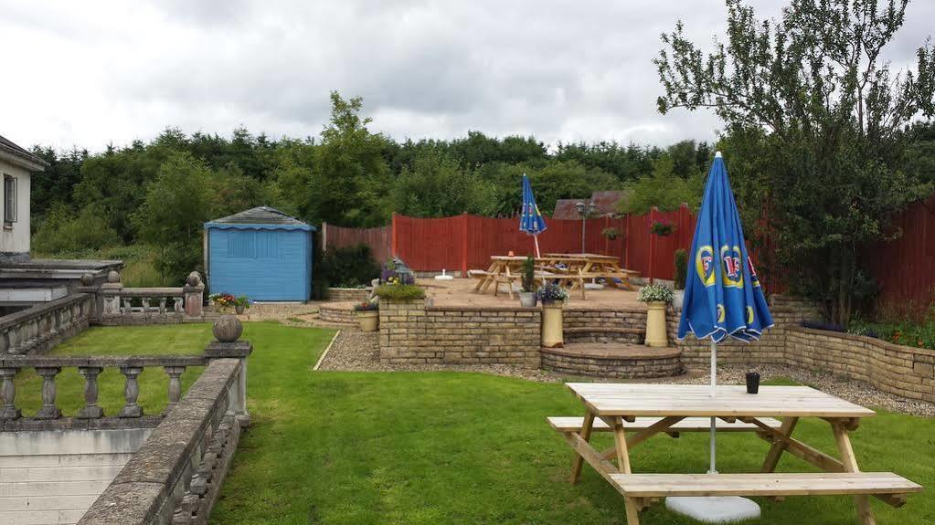 The Castle Inn Ebbw Vale Exterior photo